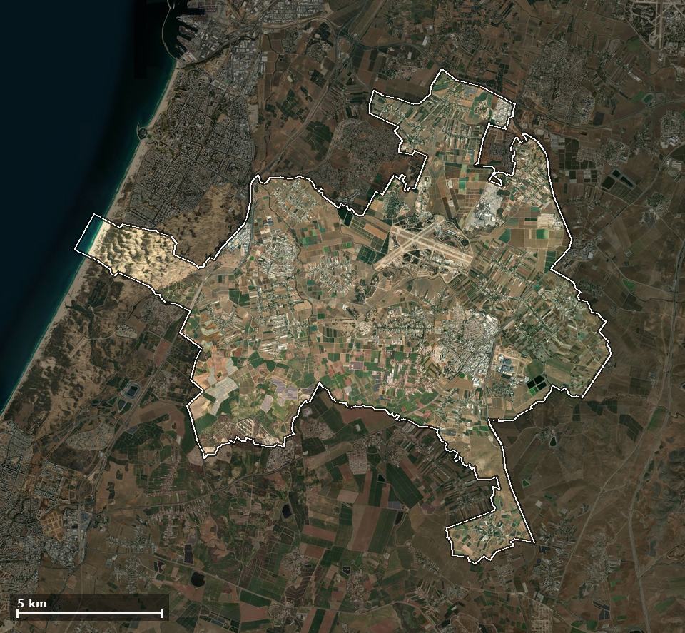 תצלום אוויר של באר טוביה, ותחום השיפוט המוניציפלי מסומן עליו