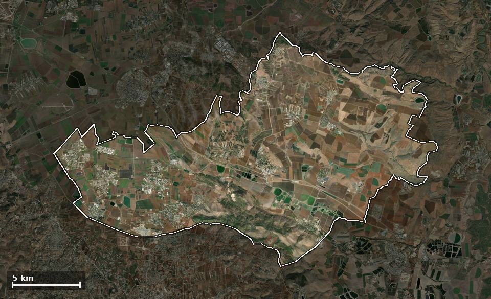 תצלום אוויר של גלבוע, ותחום השיפוט המוניציפלי מסומן עליו