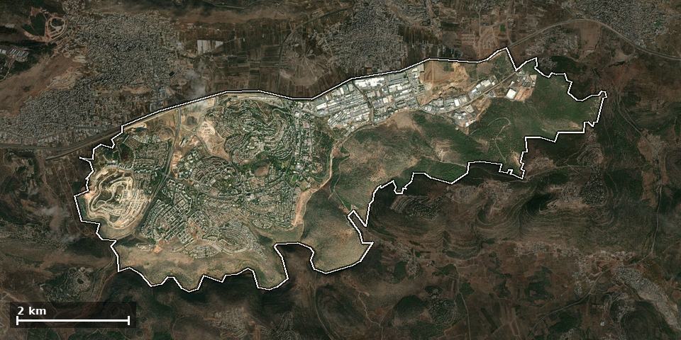 תצלום אוויר של כרמיאל, ותחום השיפוט המוניציפלי מסומן עליו