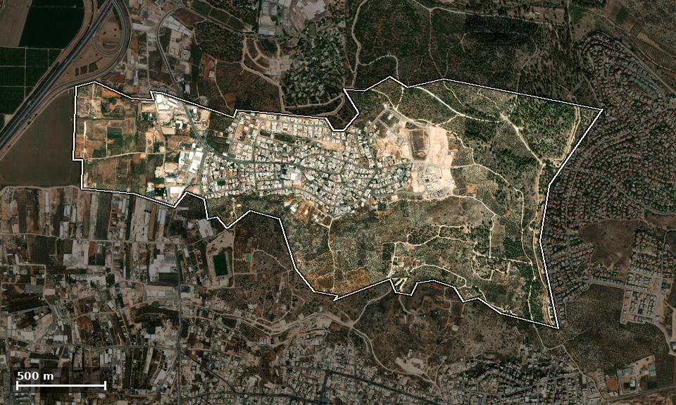 תצלום אוויר של כפר ברא, ותחום השיפוט המוניציפלי מסומן עליו