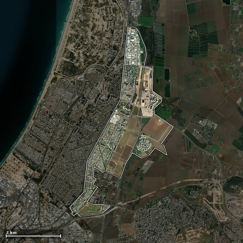 תצלום אוויר של קרית ביאליק, ותחום השיפוט המוניציפלי מסומן עליו